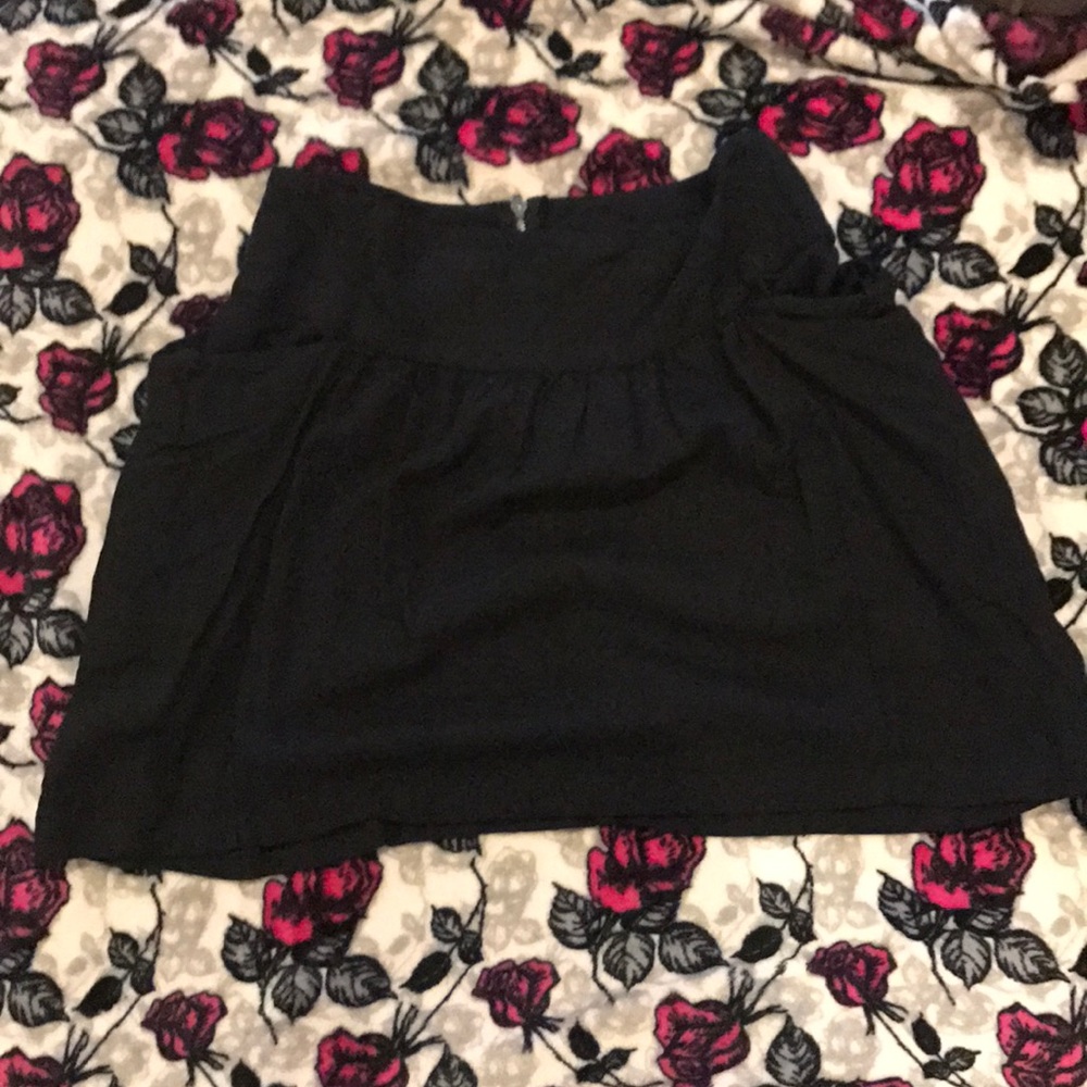 Black Old Navy skirt